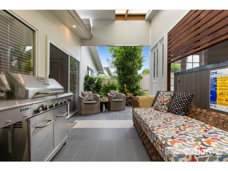 2/12 Lennox Circuit, Pottsville NSW 2489