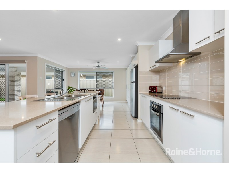 113 Lennox Circuit, Pottsville NSW 2489