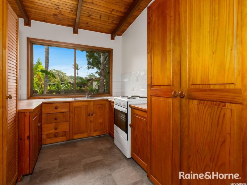 25 Tweed Coast Road, Pottsville NSW 2489