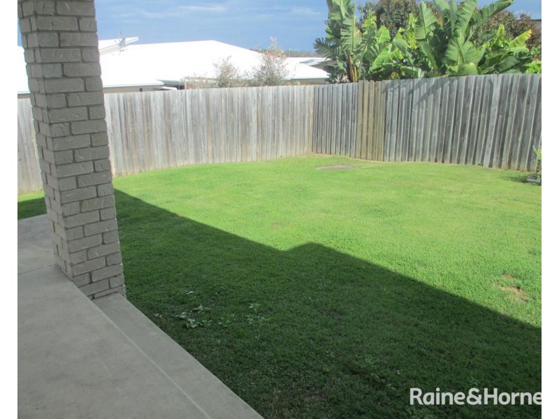 3 Woodfull Cres, Pottsville NSW 2489