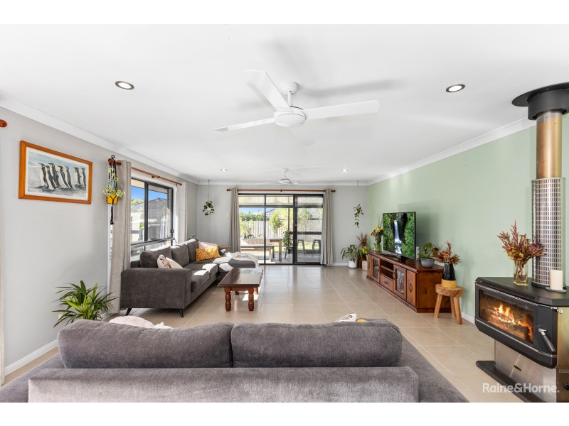 14 Narooma Street, Pottsville NSW 2489