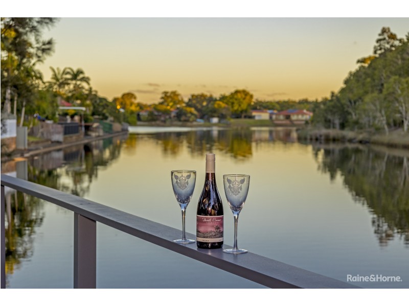 6 Caroline Street, Pottsville NSW 2489