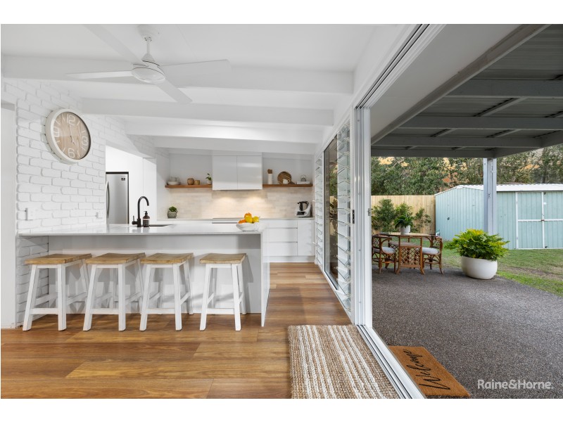 6 Caroline Street, Pottsville NSW 2489