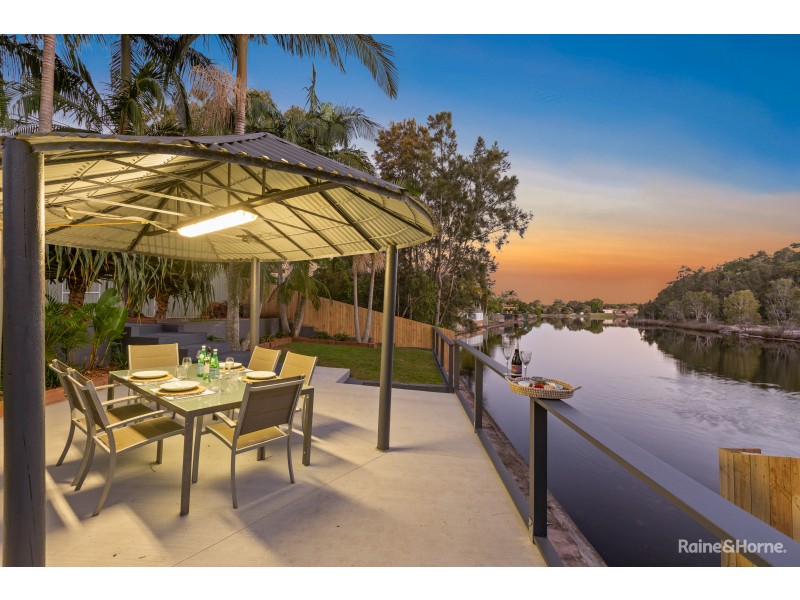 6 Caroline Street, Pottsville NSW 2489