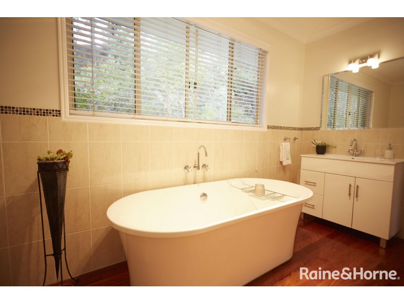 131 Hammond Drive, Clothiers Creek NSW 2484