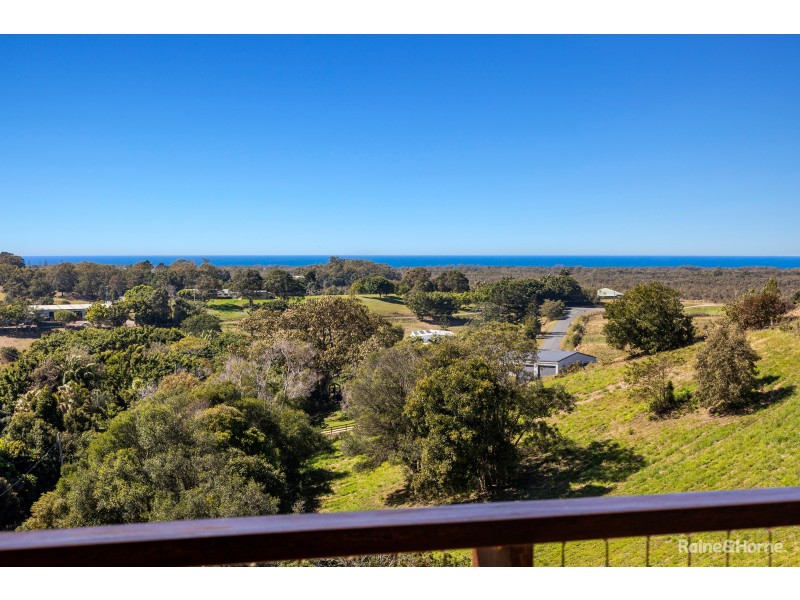 73 Kudgeree Avenue, Pottsville NSW 2489