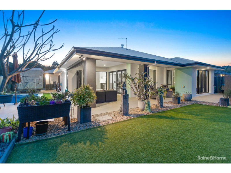 16 Toshack Place, Pottsville NSW 2489