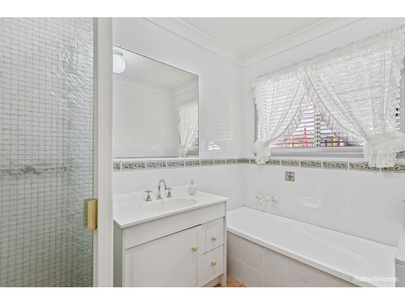 6 Windsor Court, Pottsville NSW 2489