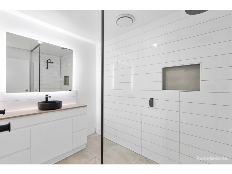 7 Cook Crescent, Tweed Heads South NSW 2486