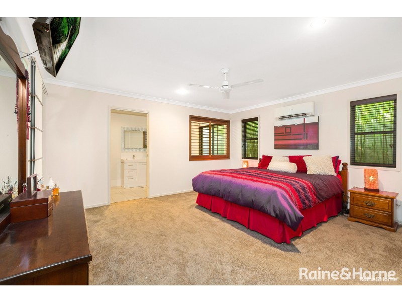 5 Woodfull Crescent, Pottsville NSW 2489