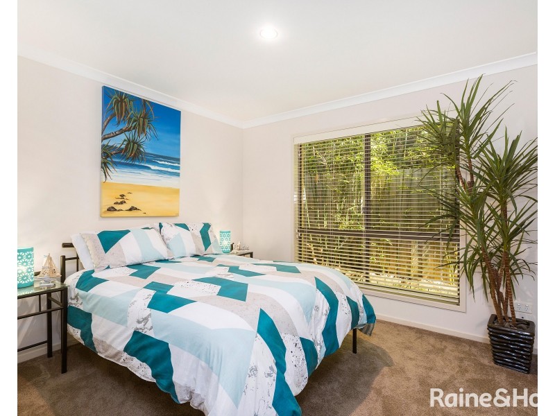 5 Woodfull Crescent, Pottsville NSW 2489