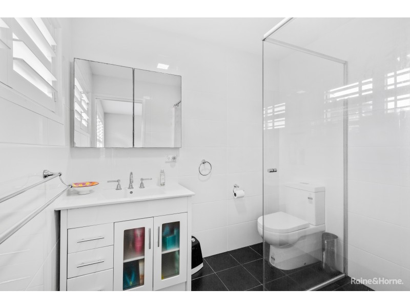 84 Tweed Coast Road, Pottsville NSW 2489