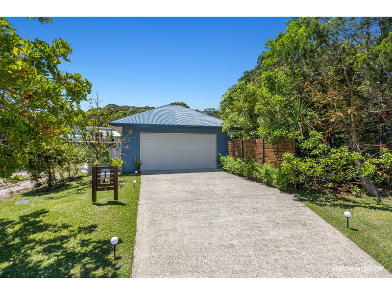 2 Butternut Place, Pottsville NSW 2489