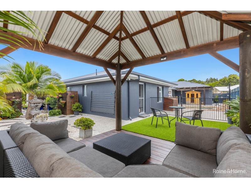 22 Toshack Place, Pottsville NSW 2489