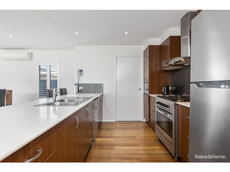 22 Toshack Place, Pottsville NSW 2489