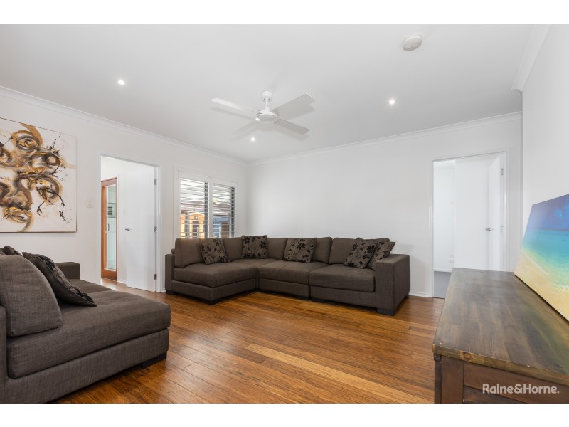 22 Toshack Place, Pottsville NSW 2489