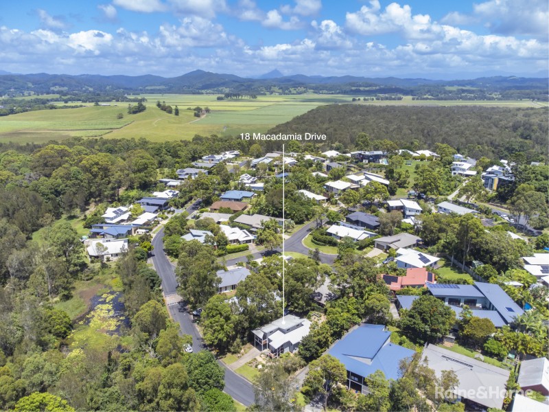 18 Macadamia Drive, Pottsville NSW 2489