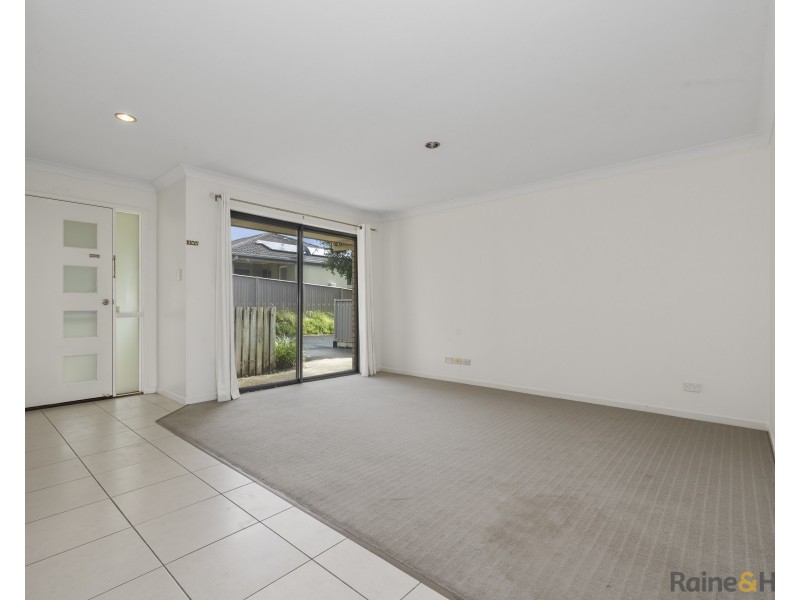 2/33 Newcastle Drive, Pottsville NSW 2489