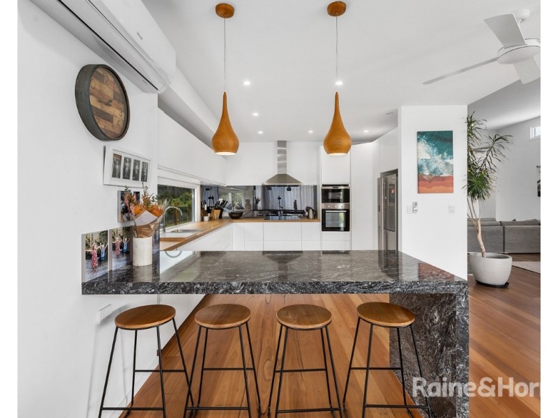 207 Overall Drive, Pottsville NSW 2489