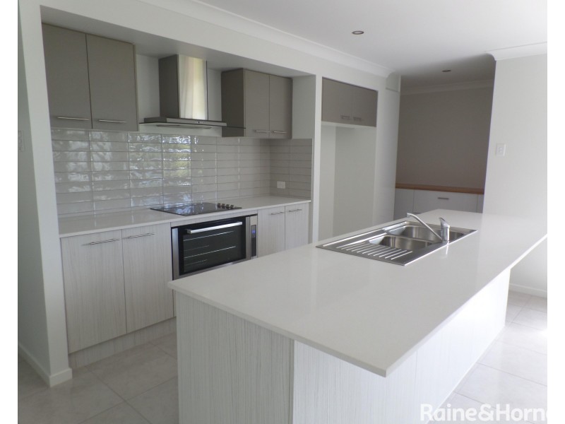 6 Woolgoolga Court, Pottsville NSW 2489