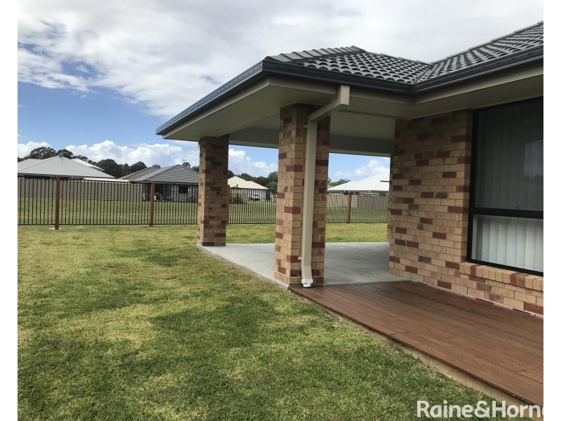 6 Woolgoolga Court, Pottsville NSW 2489