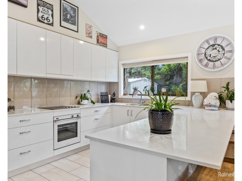 84 Tweed Coast Road, Pottsville NSW 2489