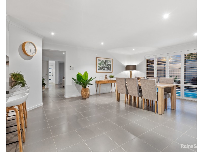 6 Newcastle Drive, Pottsville NSW 2489