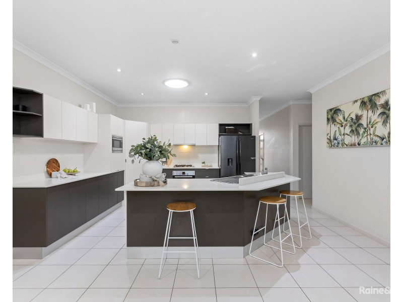 5 Woodfull Crescent, Pottsville NSW 2489