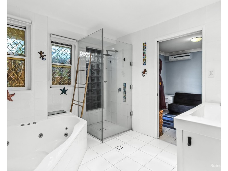 39 Mckenzie Avenue, Pottsville NSW 2489