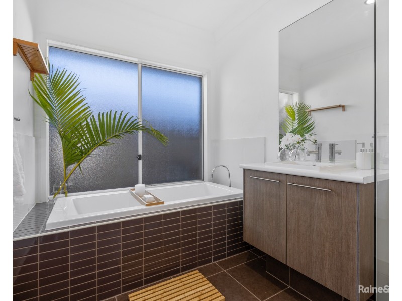 63 Lennox Circuit, Pottsville NSW 2489