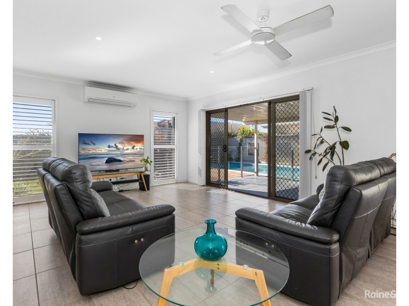 74 Mylestom Circle, Pottsville NSW 2489