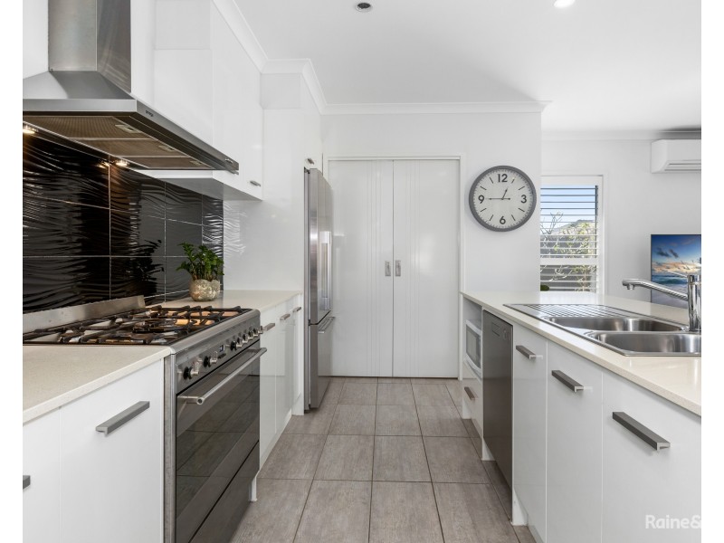 74 Mylestom Circle, Pottsville NSW 2489