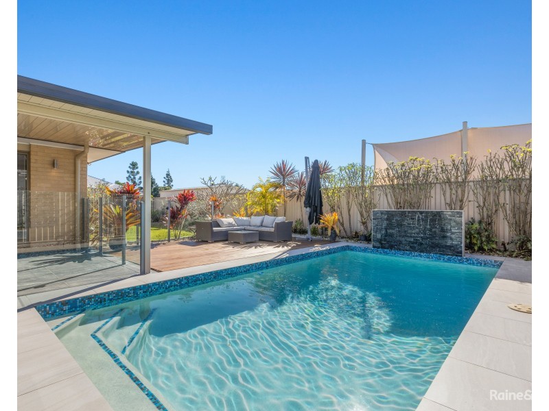 74 Mylestom Circle, Pottsville NSW 2489