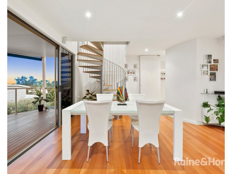 10 Bottlebrush Drive, Pottsville NSW 2489