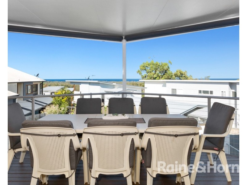 10 Bottlebrush Drive, Pottsville NSW 2489