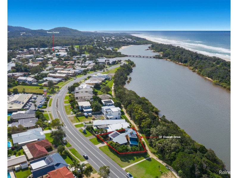 37 Overall Drive, Pottsville NSW 2489