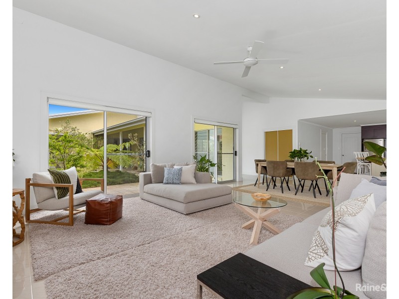 15 Mullaway Parade, Pottsville NSW 2489