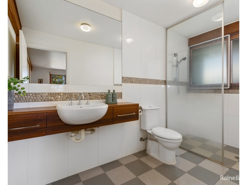 8 Hovea Drive, Pottsville NSW 2489