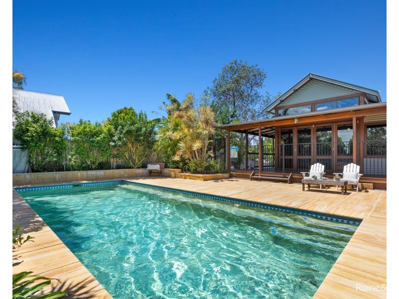 8 Hovea Drive, Pottsville NSW 2489