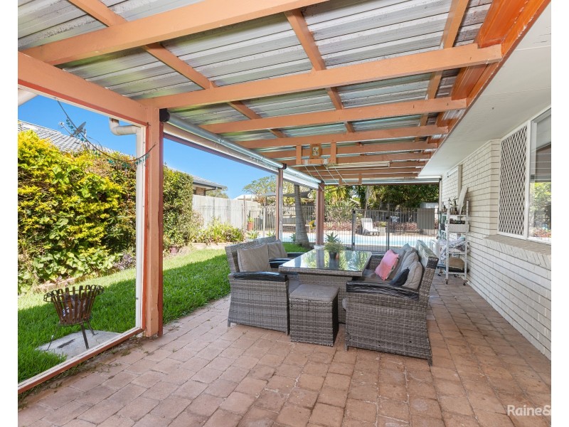 8 Royal Drive, Pottsville NSW 2489