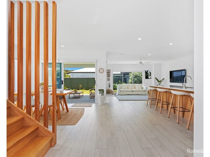 12 Lindwall Avenue, Pottsville NSW 2489