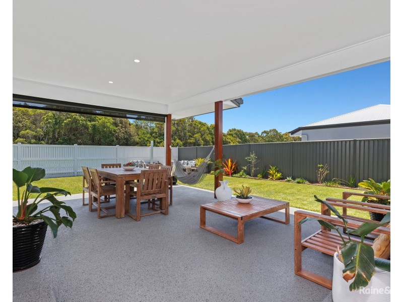 12 Lindwall Avenue, Pottsville NSW 2489