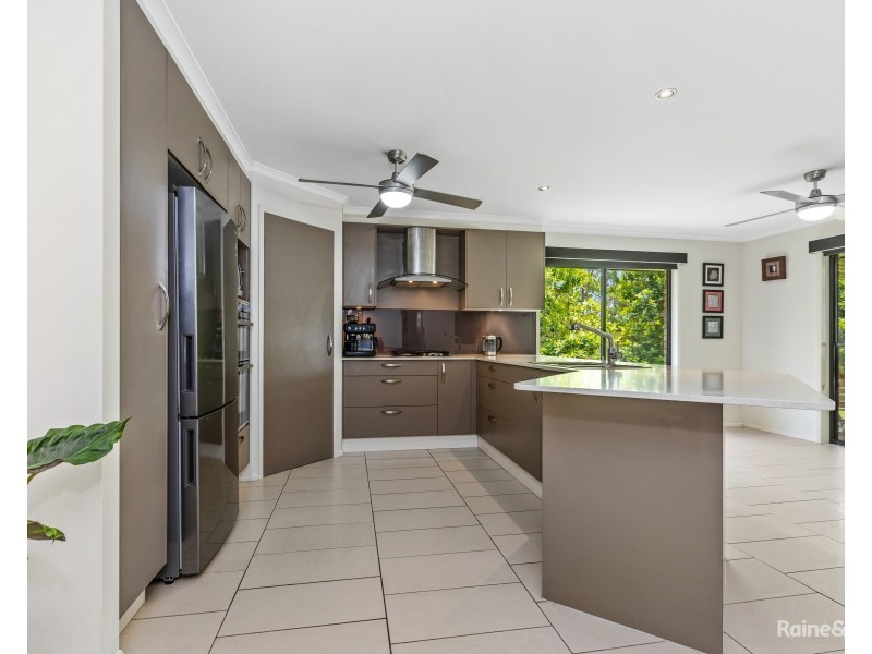 11 Caroline Street, Pottsville NSW 2489