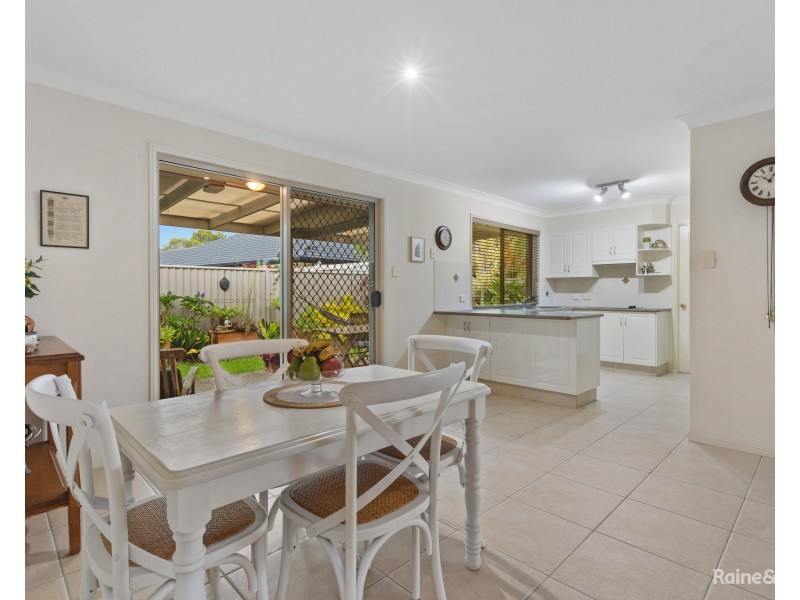 2/3 Seabreeze Boulevard, Pottsville NSW 2489