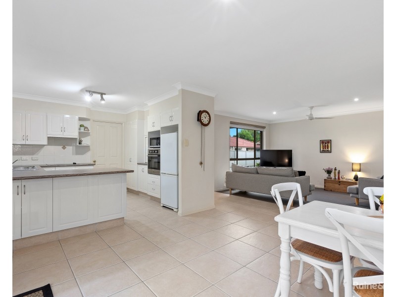 2/3 Seabreeze Boulevard, Pottsville NSW 2489