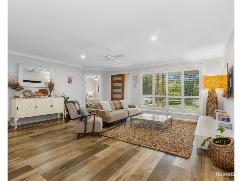 11 Forest Oak Crescent, Bogangar NSW 2488