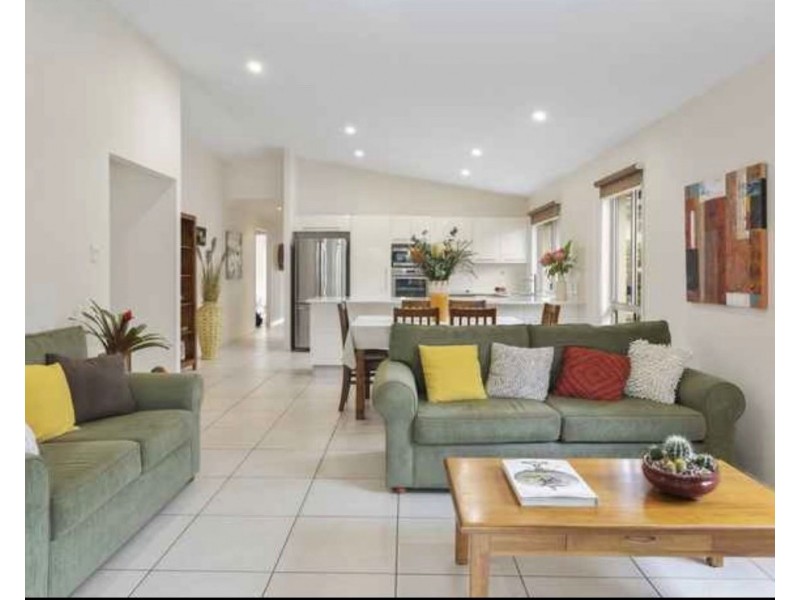 2/56 Newcastle Drive, Pottsville NSW 2489