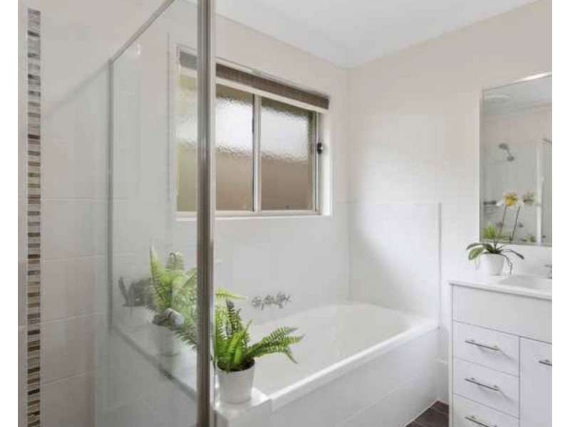 2/56 Newcastle Drive, Pottsville NSW 2489