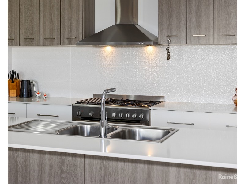 4 Lindwall Avenue, Pottsville NSW 2489