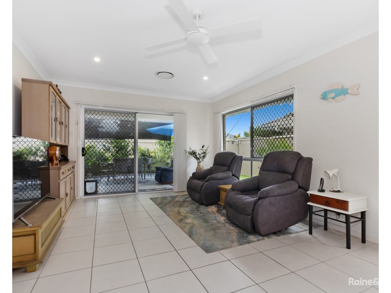 2/111 Lennox Circuit, Pottsville NSW 2489